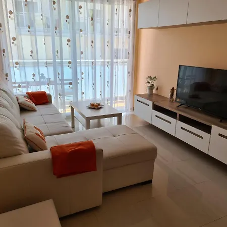 Ideal Escapadas Y Vacaciones-parking-wifi-netflix-xbox *