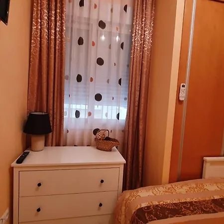 Ideal Escapadas Y Vacaciones-parking-wifi-netflix-xbox *