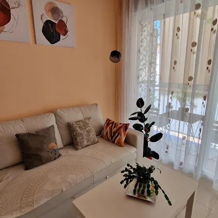 Ideal Escapadas Y Vacaciones-parking-wifi-netflix-xbox Apartment Oliva