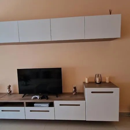 Ideal Escapadas Y Vacaciones-parking-wifi-netflix-xbox Apartment Oliva