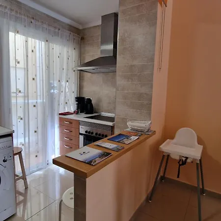 Ideal Escapadas Y Vacaciones-parking-wifi-netflix-xbox Apartment *